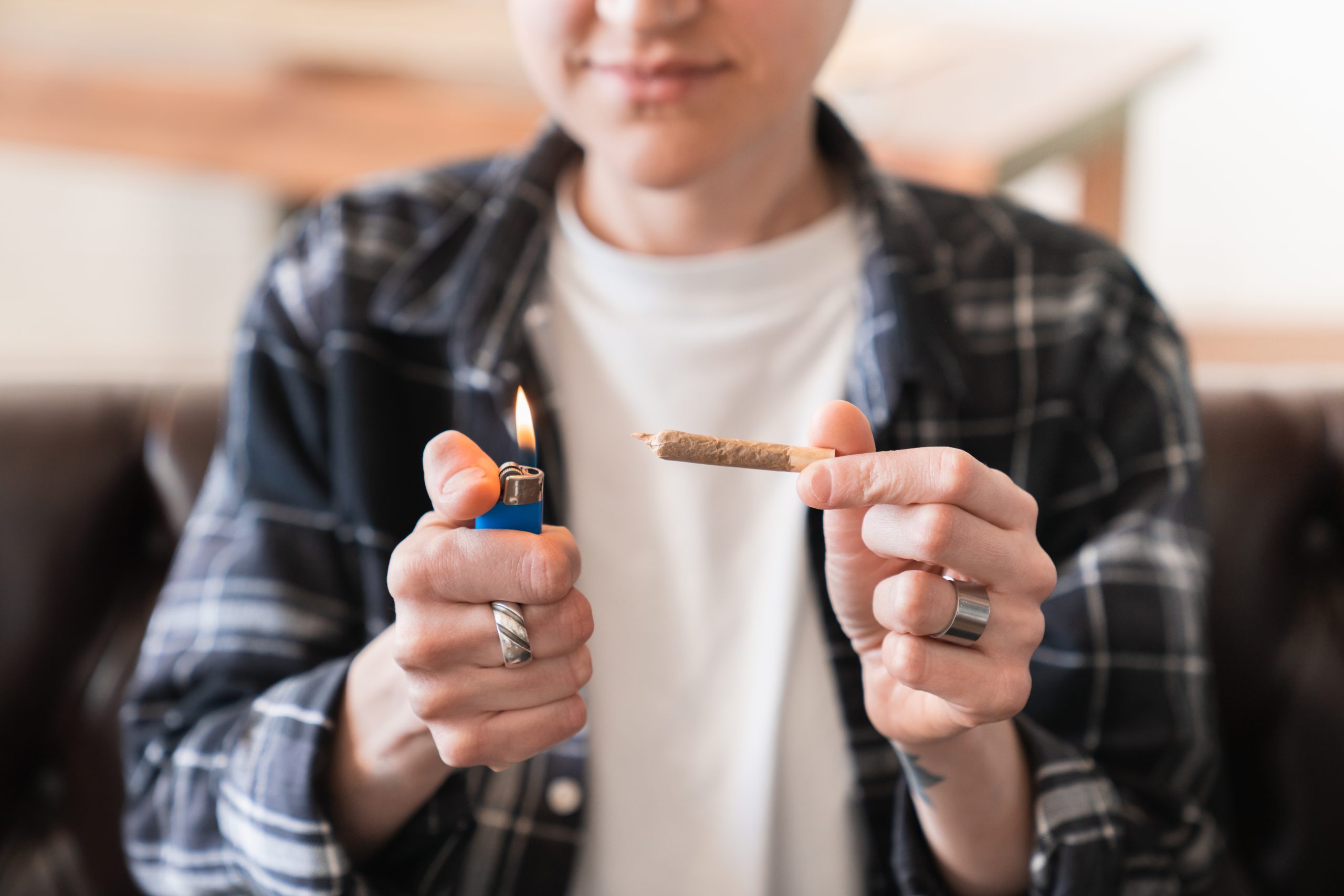 You are currently viewing What is Cotton Mouth? How Cannabis Affects Your Saliva and Hydration