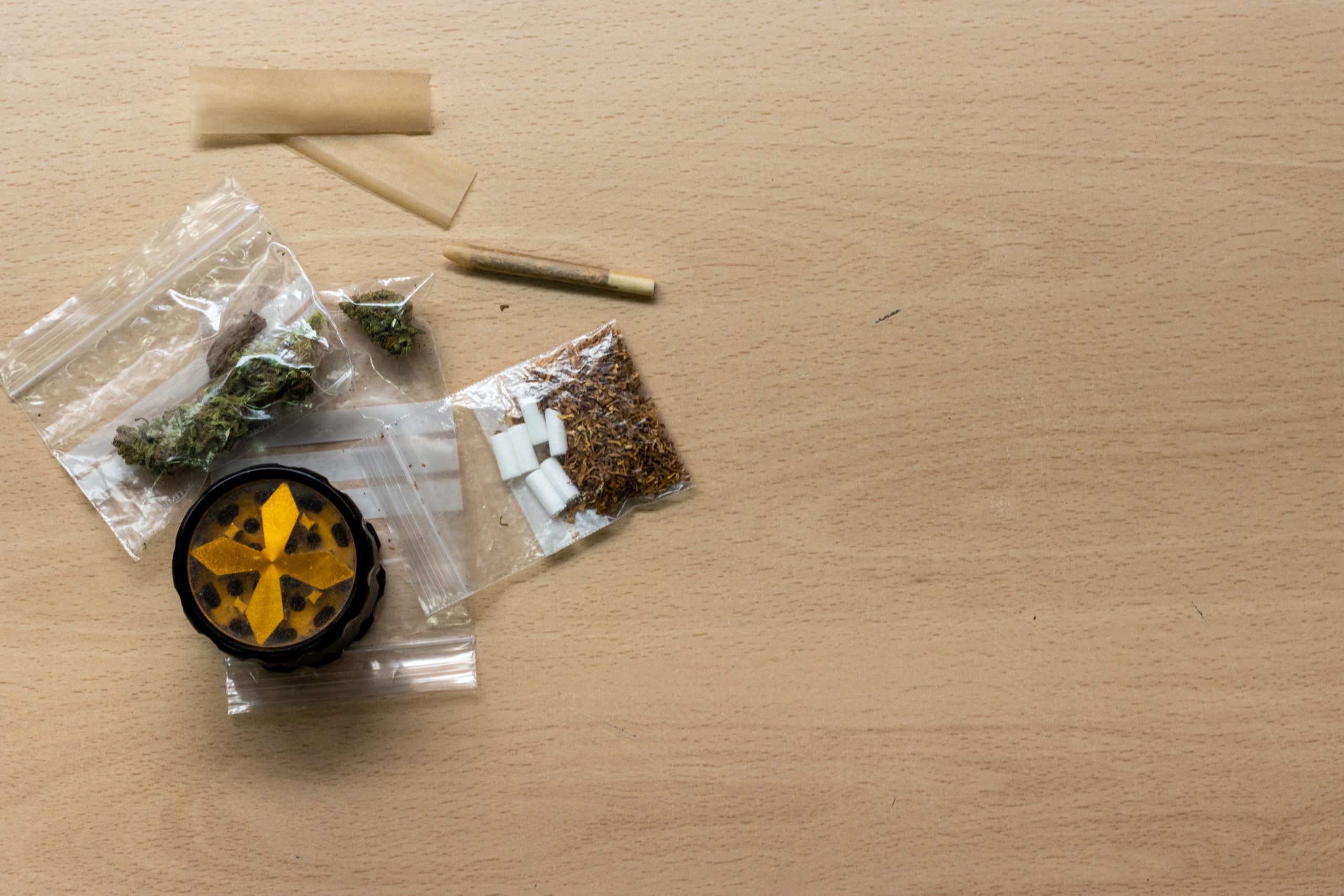 You are currently viewing How to Build Your Perfect Smoke Kit